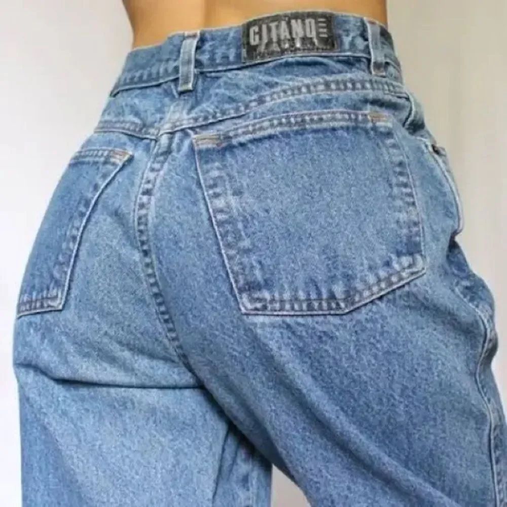 90s Vintage Gitano Jeans Mid Rise Straight Leg 30” waist Rigid blue denim